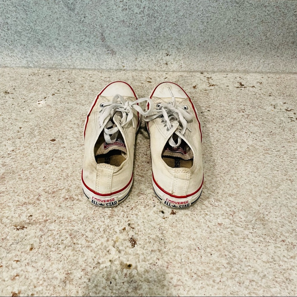 Converse - Picture 3 of 5